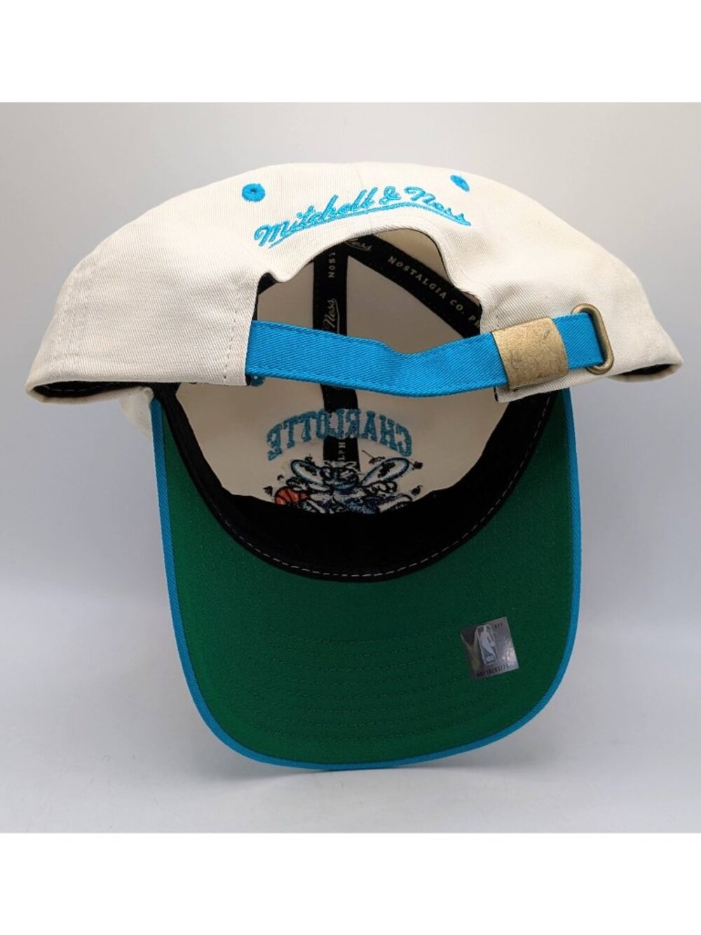 Charlotte Hornets Mitchell & Ness Hat Cap Cream Teal NBA Basketball Strap Back - Picture 5 of 6